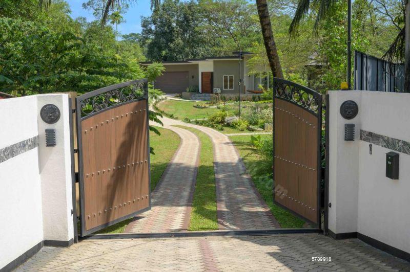How a foreigner buy a land in Sri Lanka